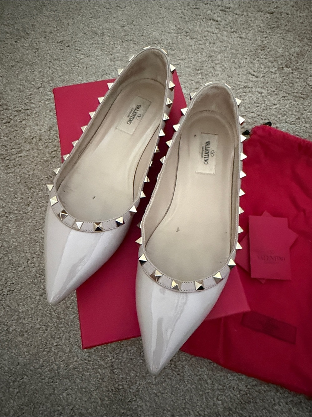 Valentino Ivory Patent Leather Rockstud Pointed Flats